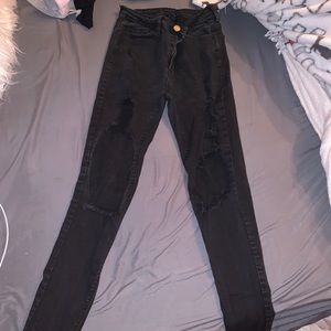 Black distressed jeans